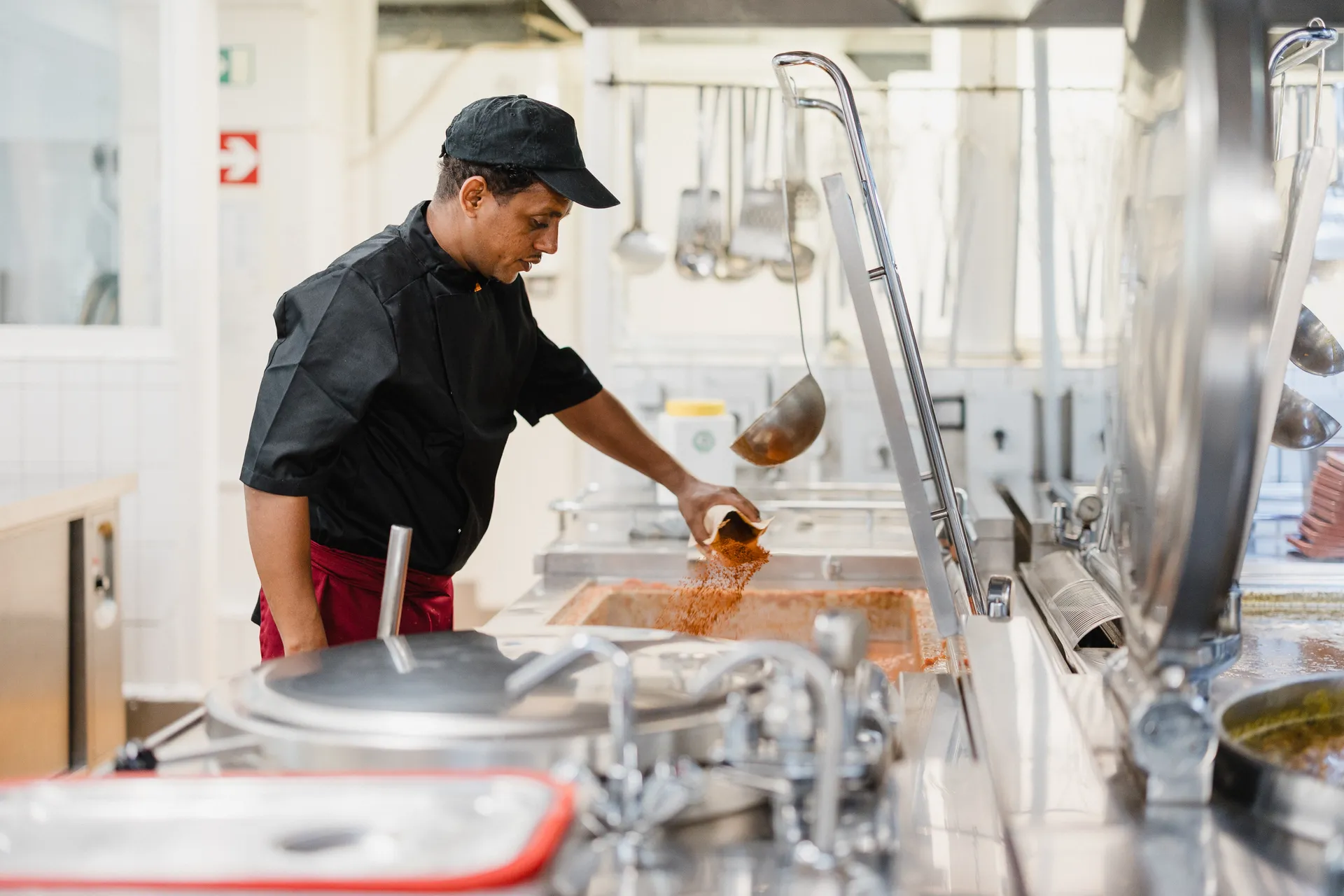 Liebevolle und frische Catering-Zubereitung für Kitas und Schulen